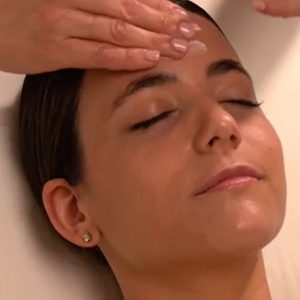 CITRUS VITA ESSENCE ANTIOXIDANT FACIAL - Radiance & Energy Boost